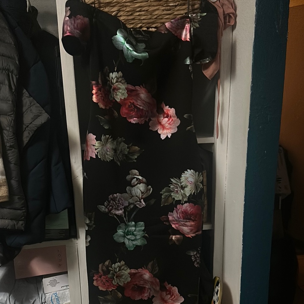 Guess Black Floral Midi Dress